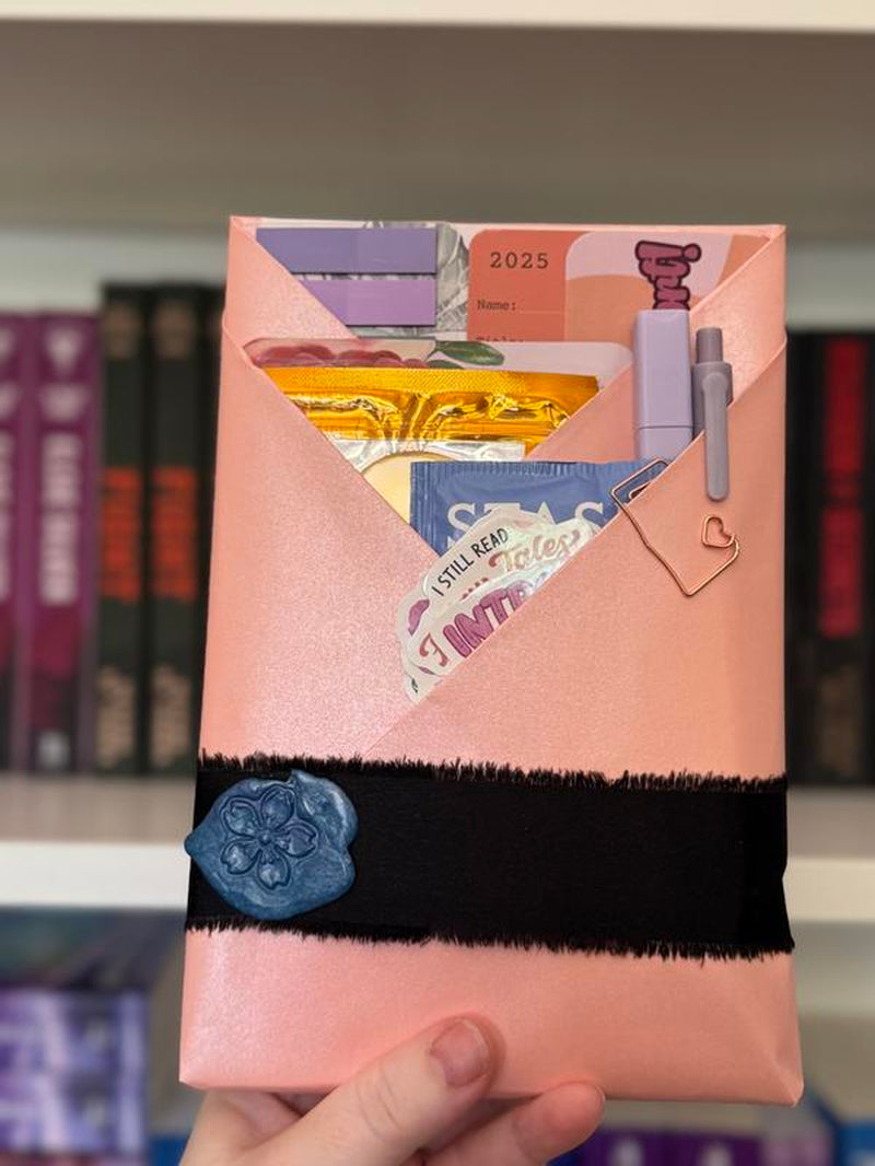 Spicy Mystery Romance Book Box – Imperfect Edition + Bookish Extras