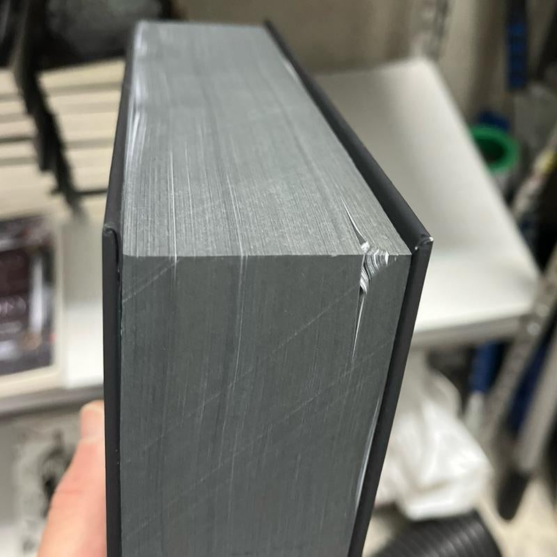 Midnight Edition Fae of Rewyth Omnibus – Limited Black Gloss Collector’s Book (Scratch & Dent)